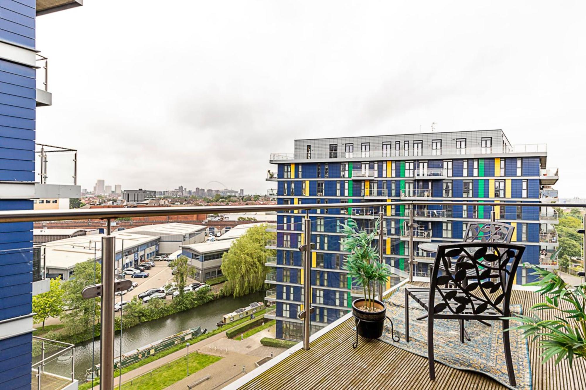 Vibrant London Canal Apartment Eksteriør billede